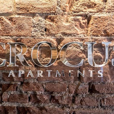 Crocus Apartments Сірміоне Екстер'єр фото